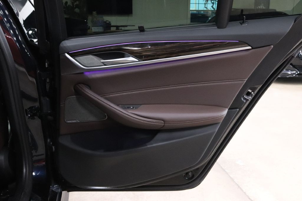 2021 BMW 5 Series Image 18