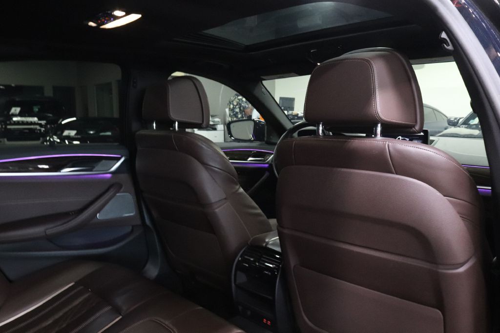 2021 BMW 5 Series Image 21
