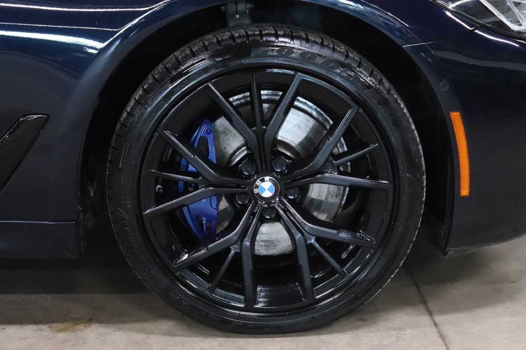 2021 BMW 5 Series Image 40