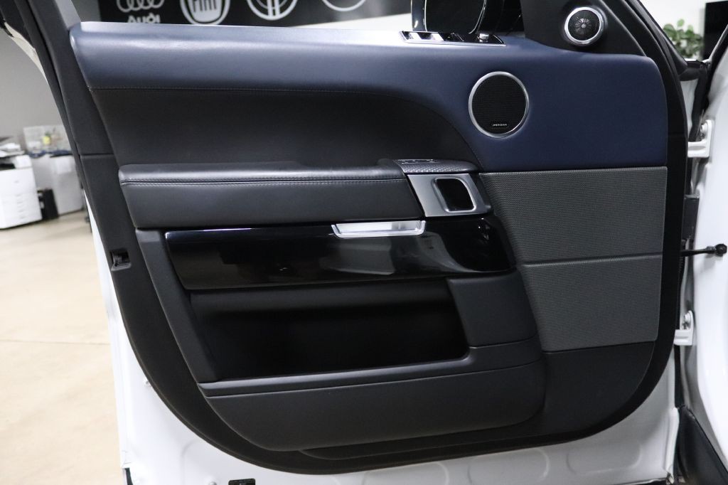 2020 Land Rover Range Rover Sport Image 9