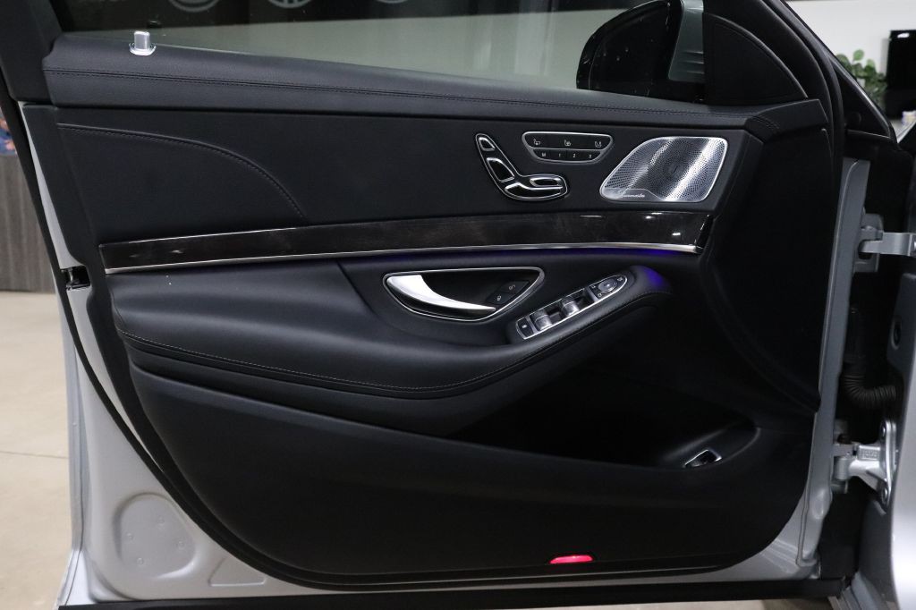 2018 Mercedes-Benz S-Class Image 9