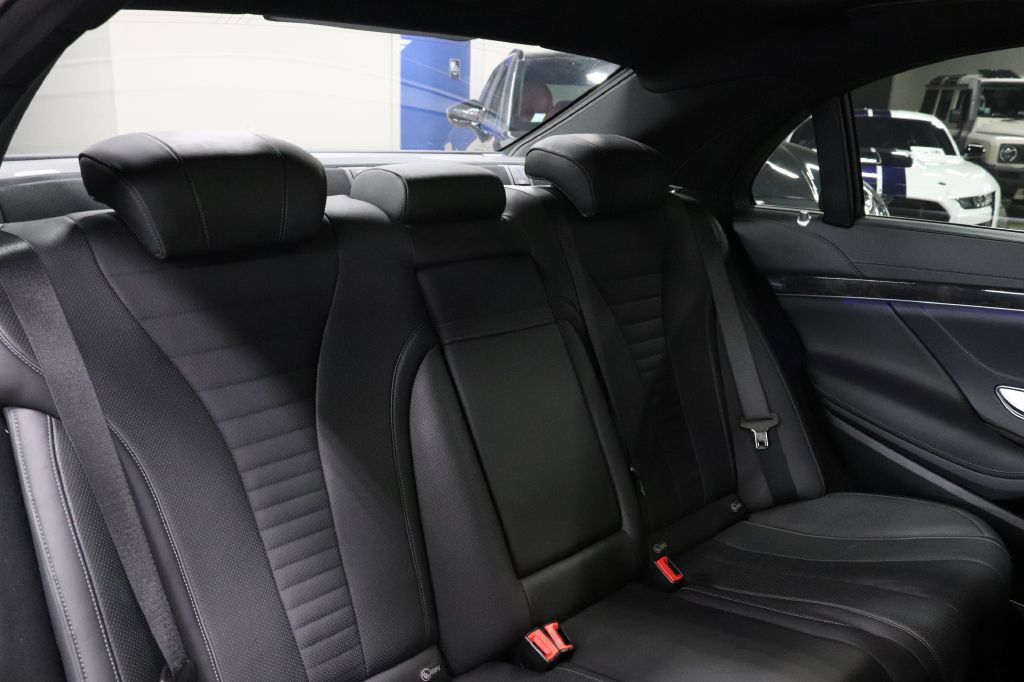 2018 Mercedes-Benz S-Class Image 19