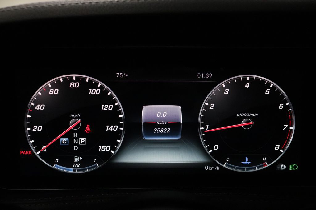 2018 Mercedes-Benz S-Class Image 35