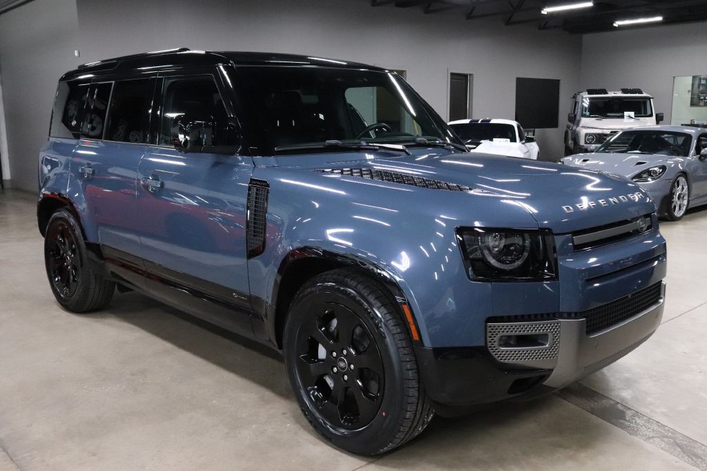 2021 Land Rover Defender Image 7