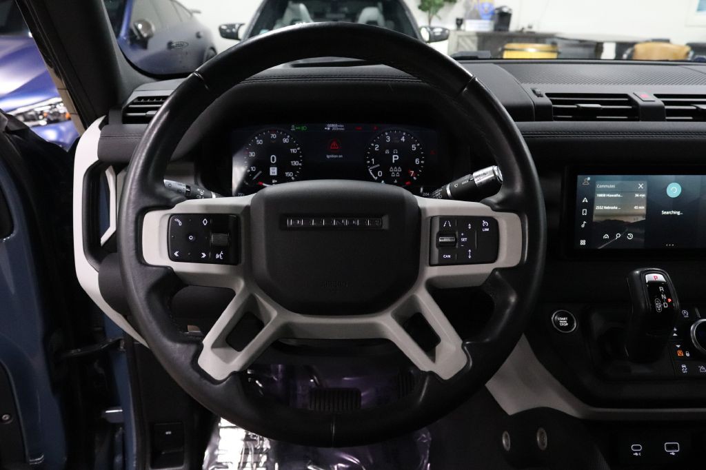 2021 Land Rover Defender Image 26