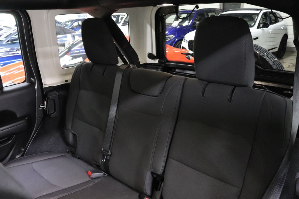 2021 Jeep Wrangler Unlimited Image 16