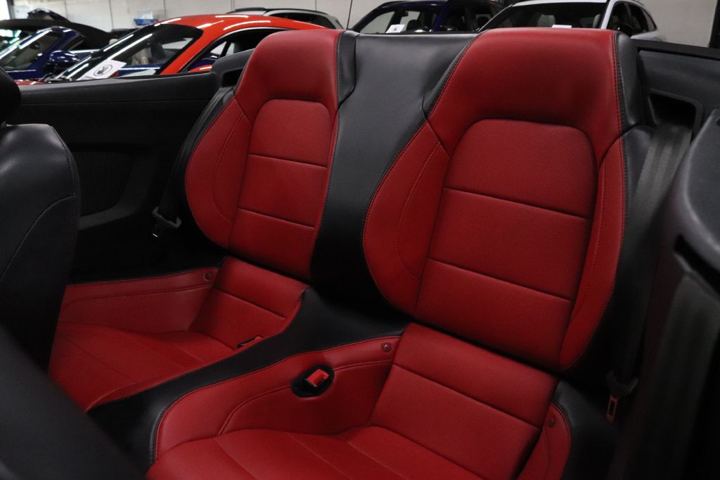 2019 Ford Mustang Image 26