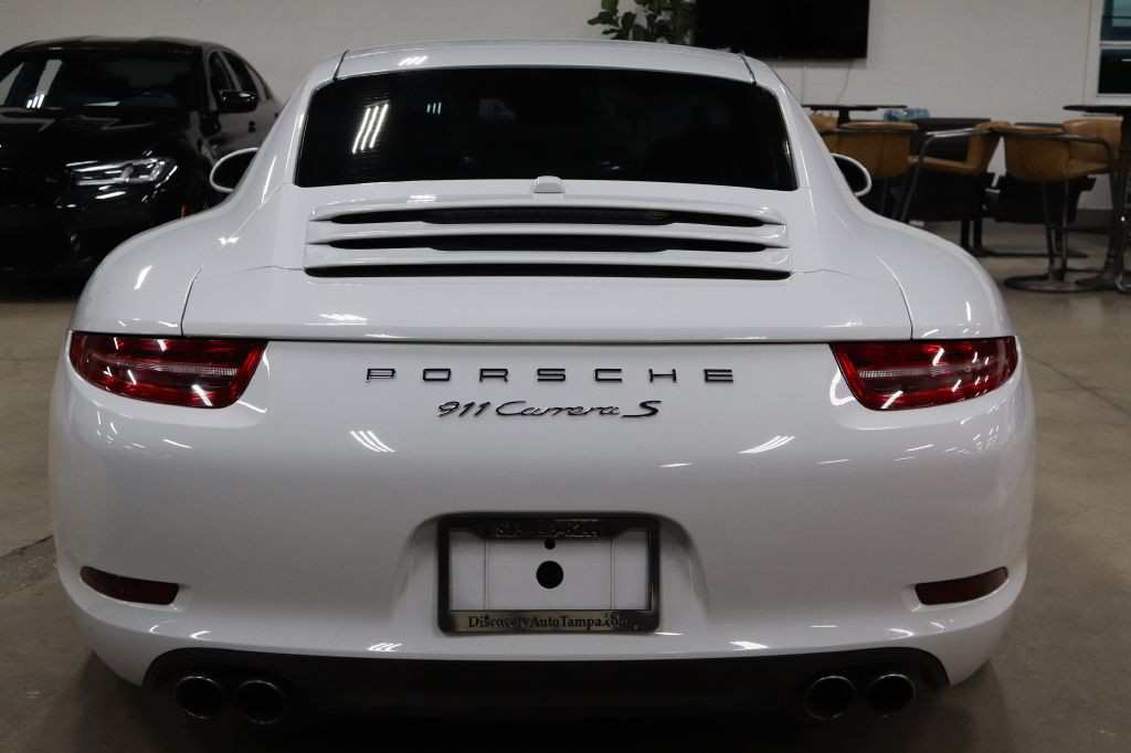 2013 Porsche 911 Image 4