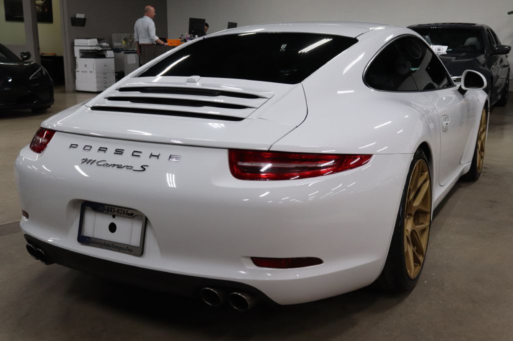 2013 Porsche 911 Image 5