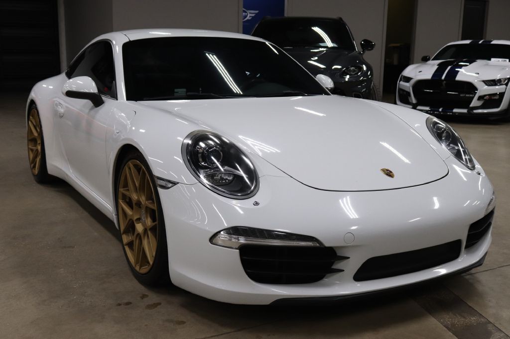 2013 Porsche 911 Image 7