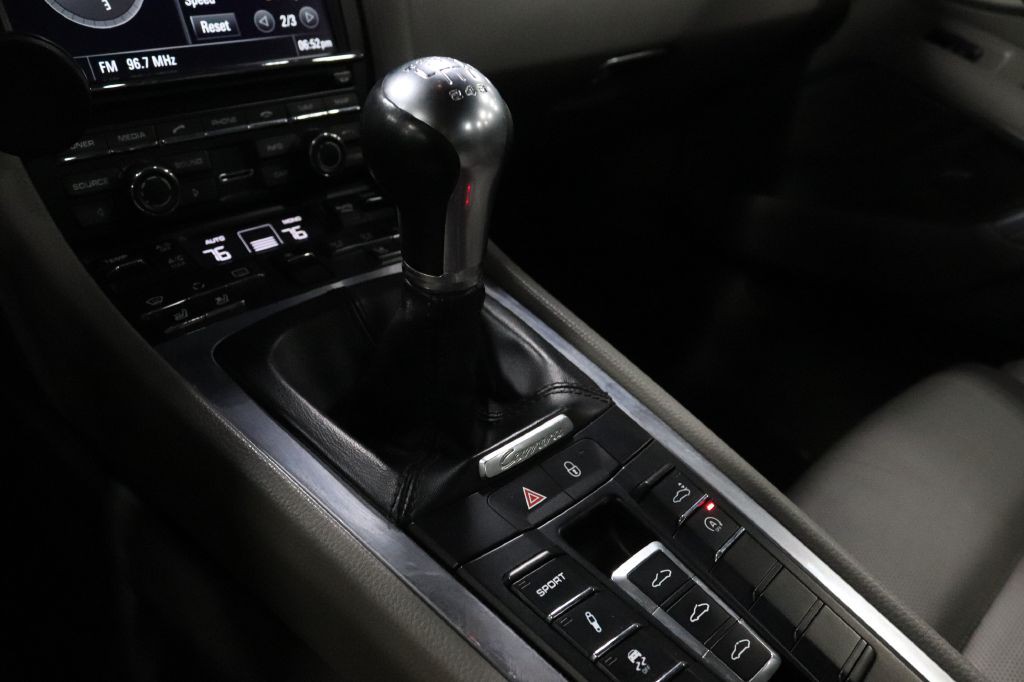 2013 Porsche 911 Image 15