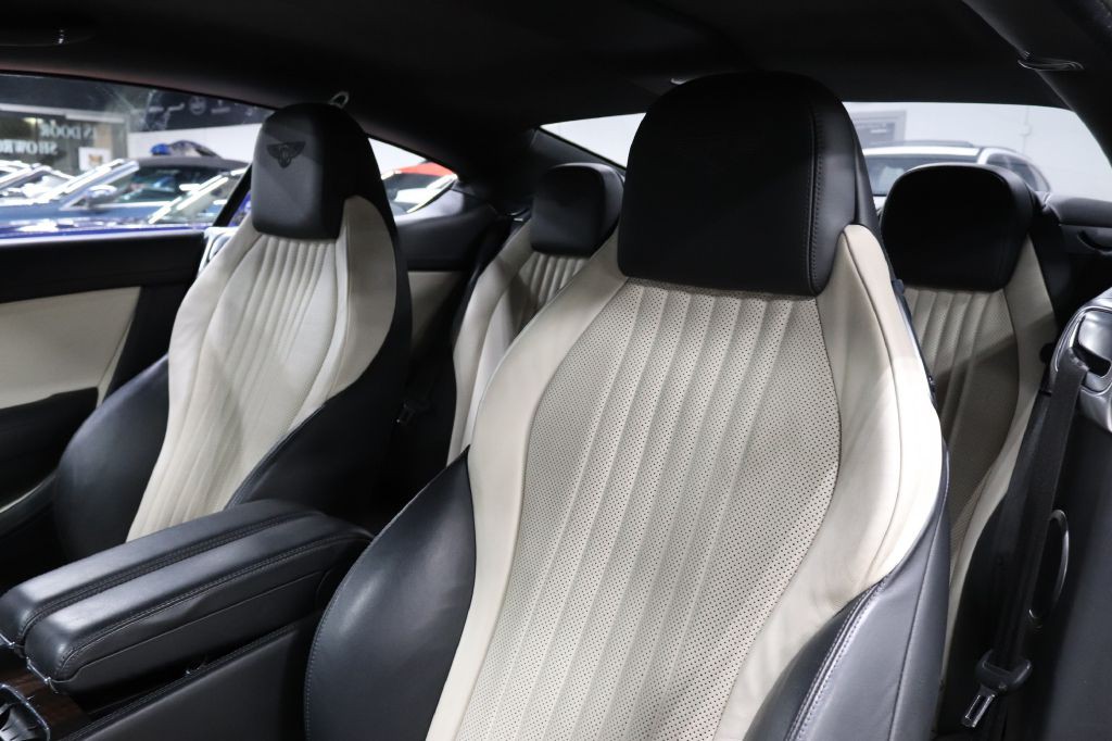 2016 Bentley Continental Image 11