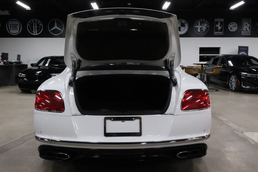 2016 Bentley Continental Image 22