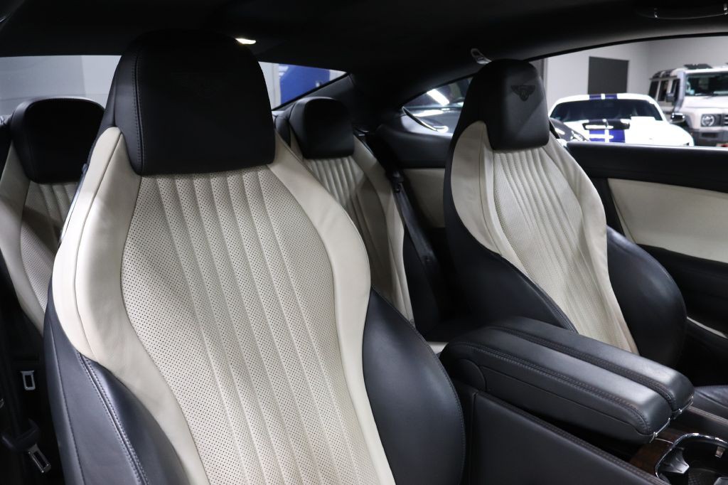 2016 Bentley Continental Image 26