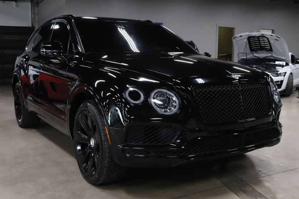 2020 Bentley Bentayga Image 7