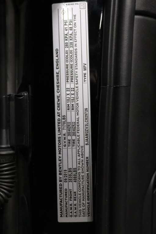 2020 Bentley Bentayga Image 36