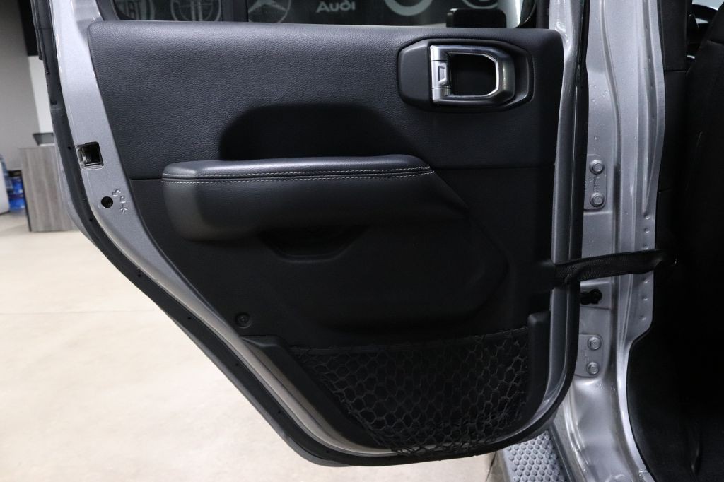 2018 Jeep Wrangler Unlimited Image 17