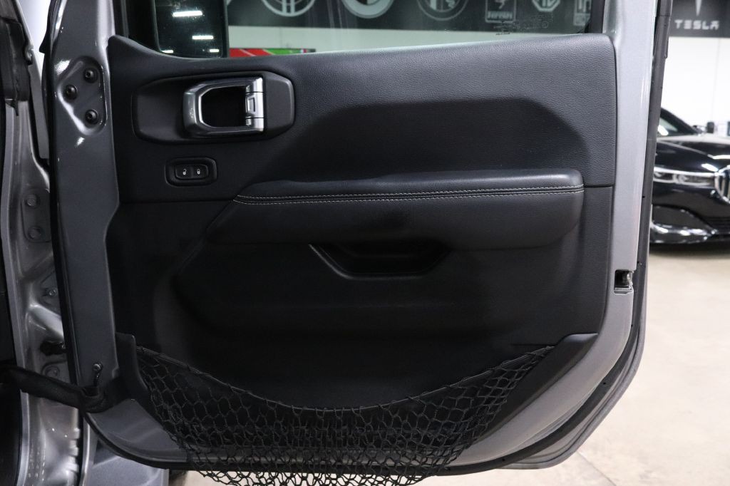 2018 Jeep Wrangler Unlimited Image 25
