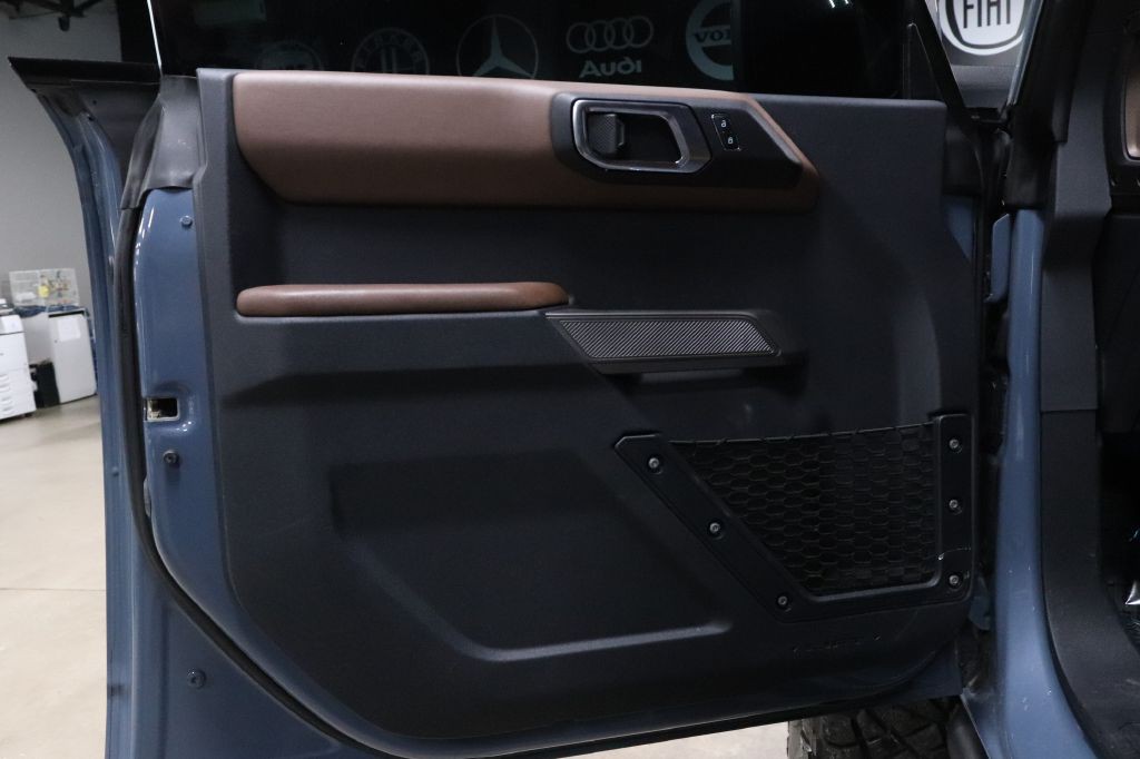 2023 Ford Bronco Image 9