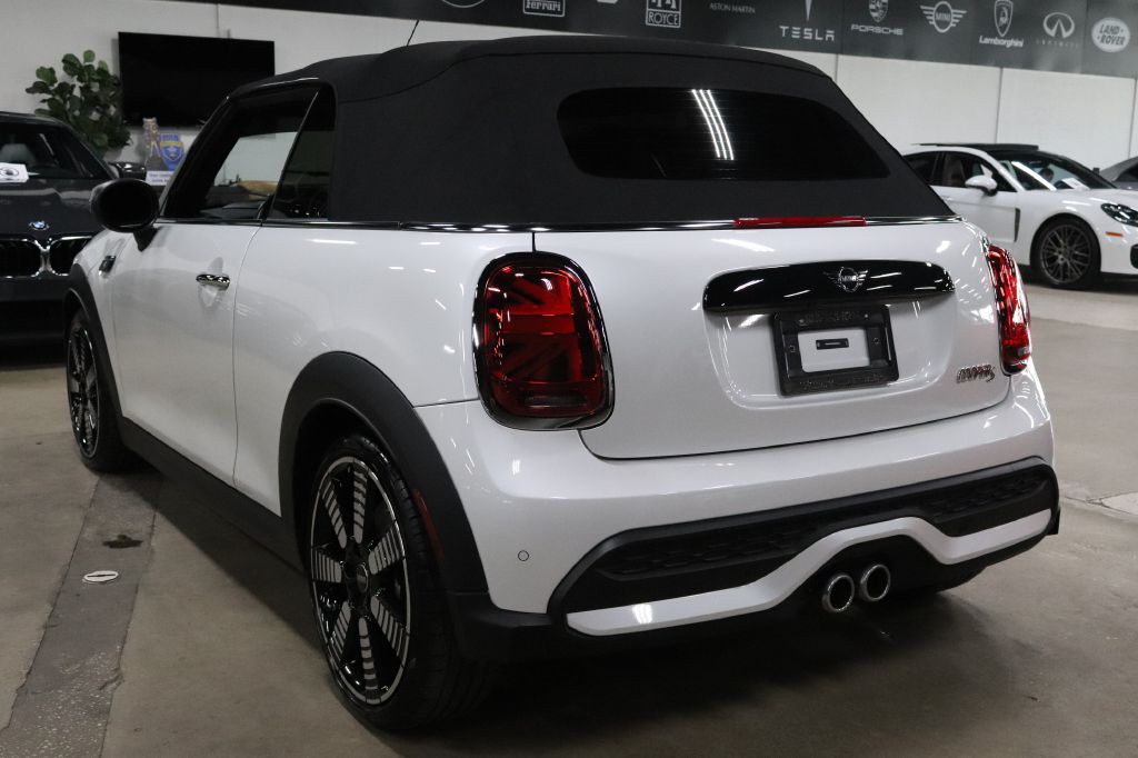 2024 MINI Cooper Image 3