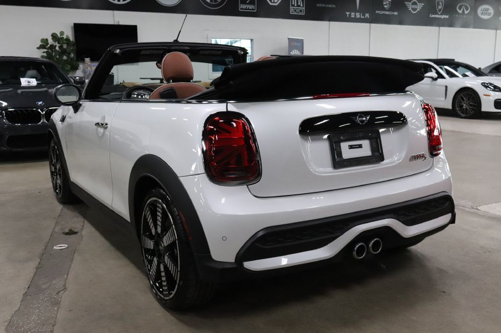 2024 MINI Cooper Image 11