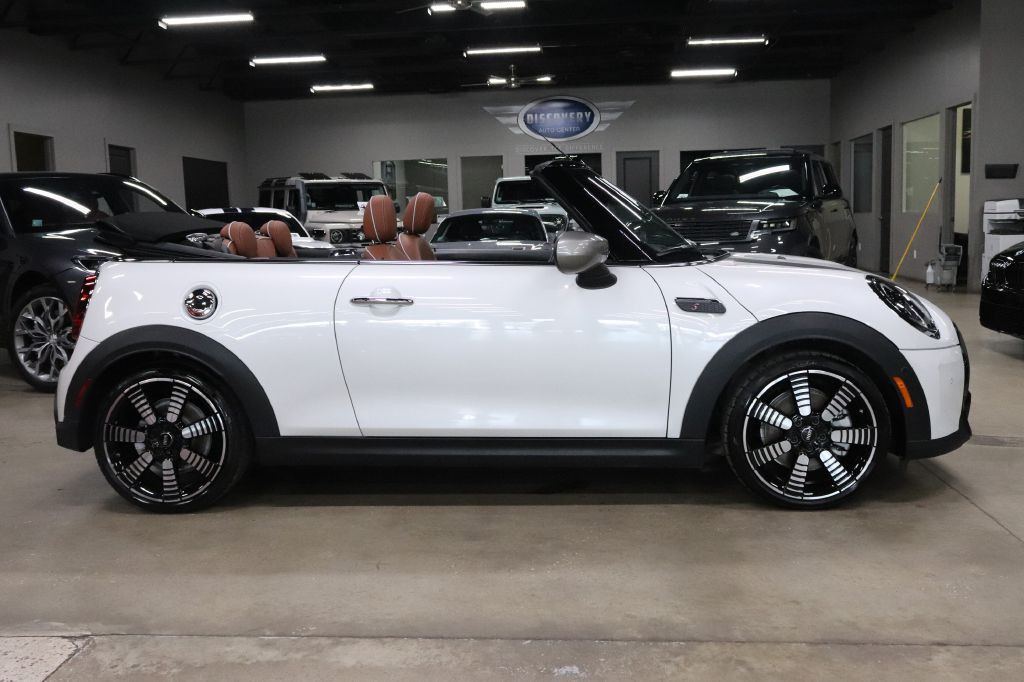 2024 MINI Cooper Image 14