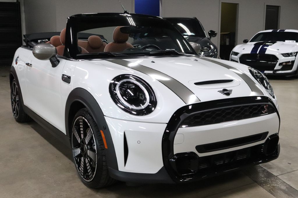 2024 MINI Cooper Image 15