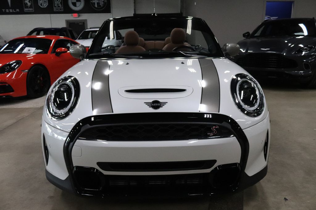 2024 MINI Cooper Image 16