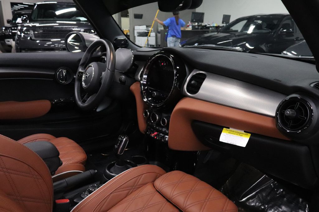 2024 MINI Cooper Image 33