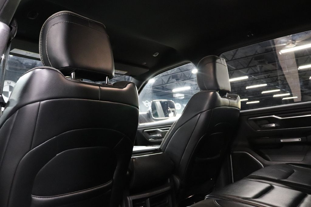 2023 RAM 1500 Image 21