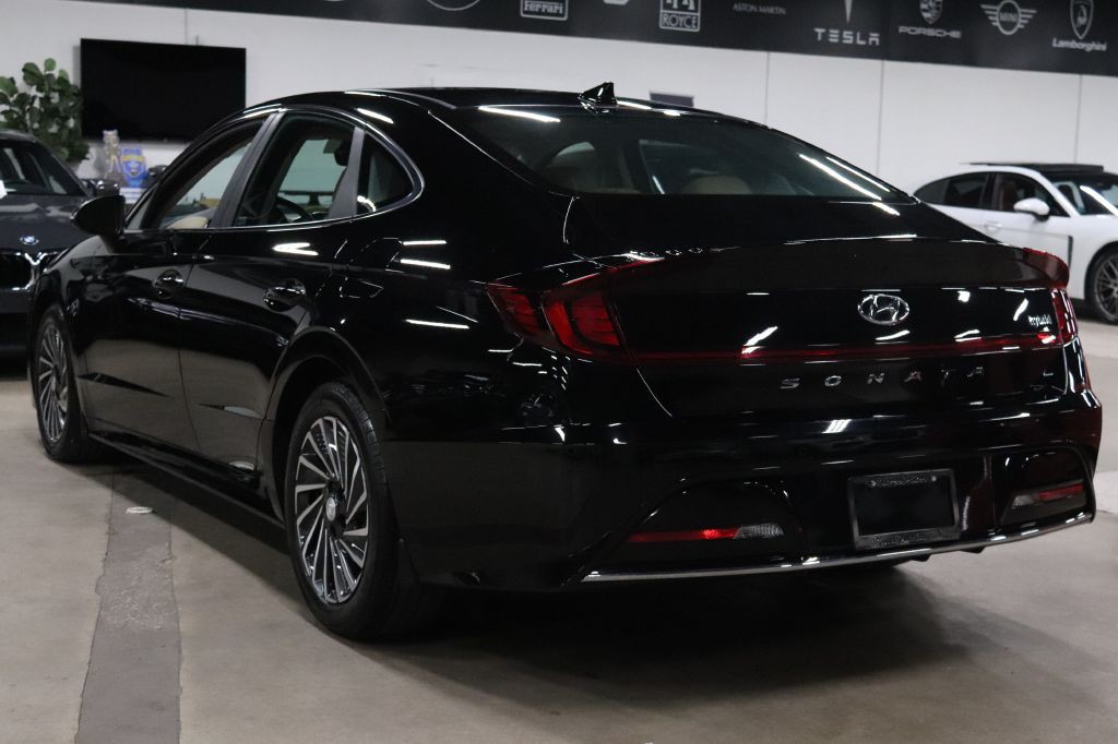 2023 Hyundai Sonata Image 3