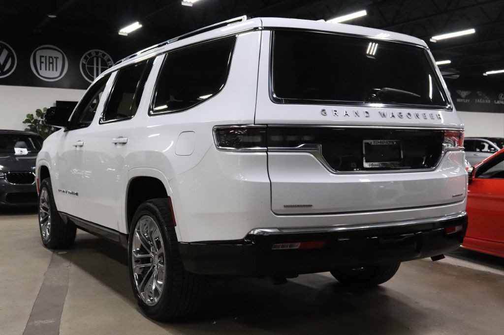 2023 Jeep Grand Cherokee Image 3