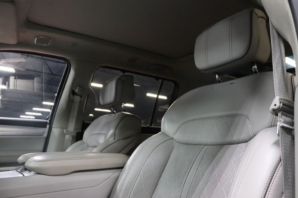 2023 Jeep Grand Cherokee Image 11