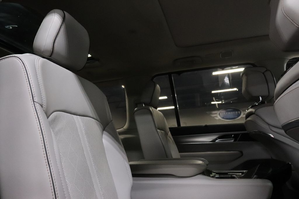 2023 Jeep Grand Cherokee Image 27