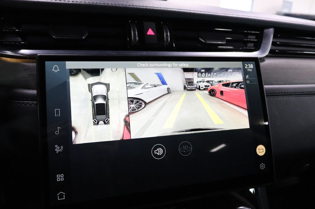 2021 Jaguar F-PACE Image 31