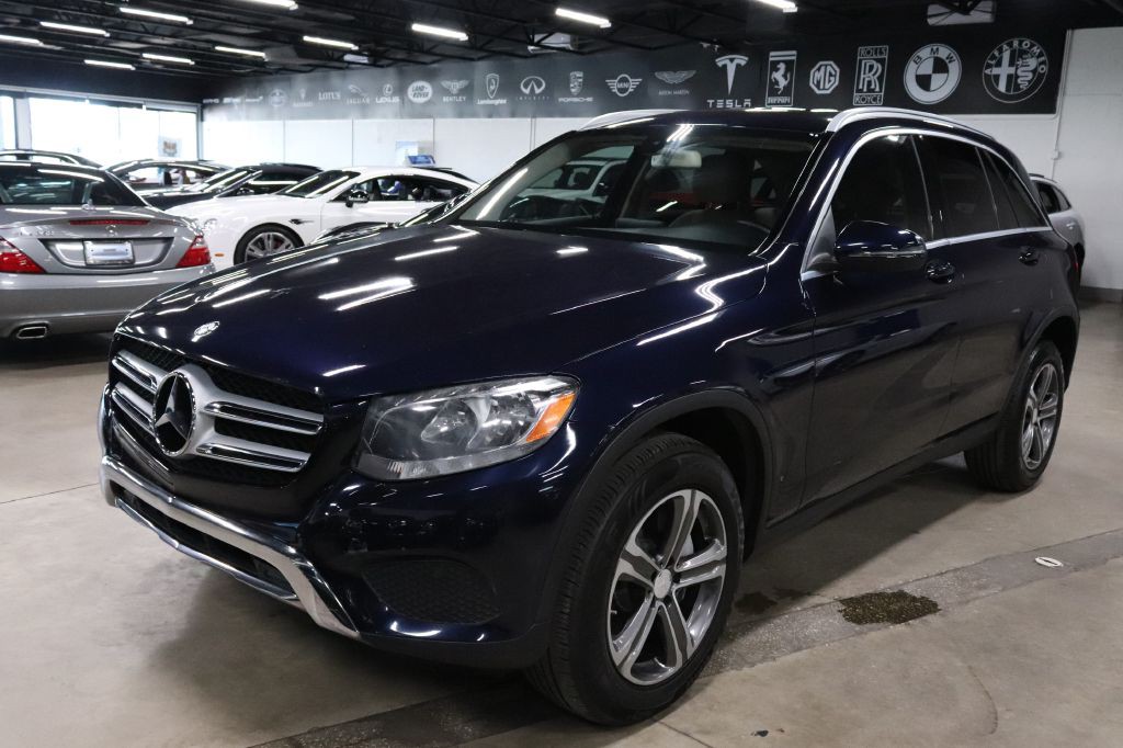 2016 Mercedes-Benz GLC-Class Image 1