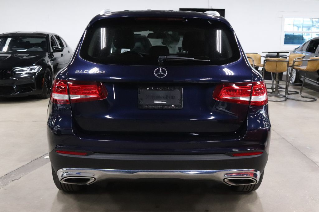 2016 Mercedes-Benz GLC-Class Image 4