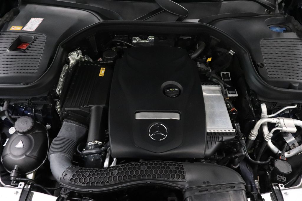 2016 Mercedes-Benz GLC-Class Image 26