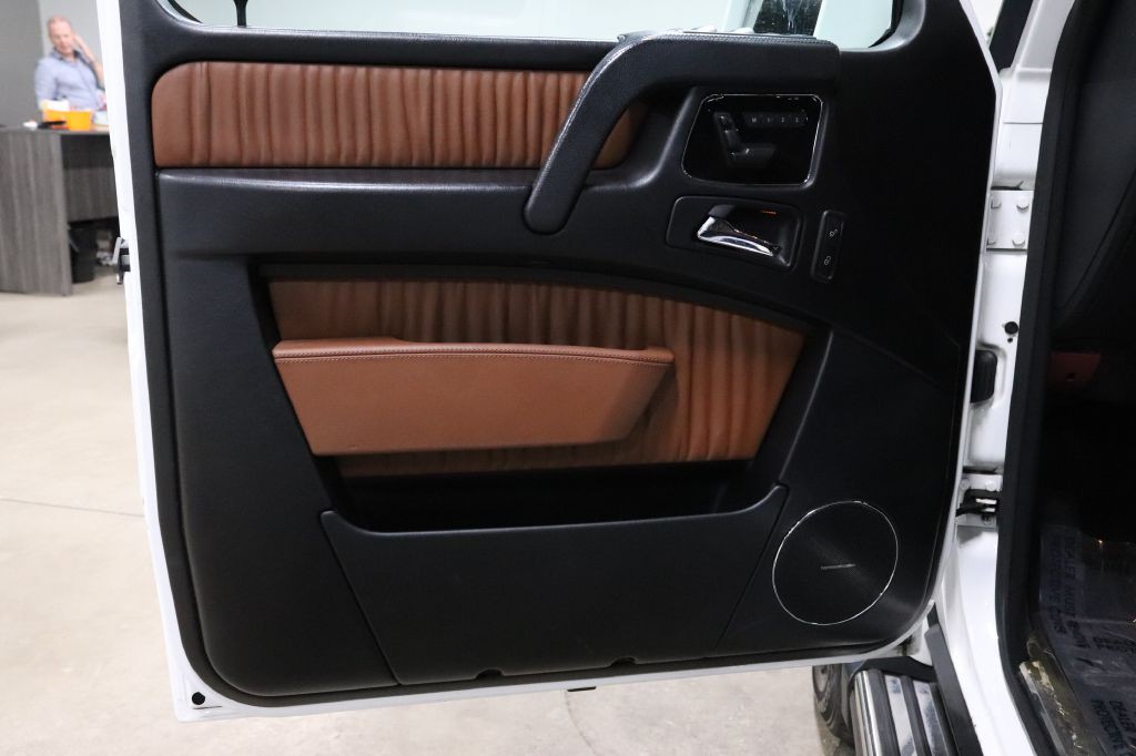 2017 Mercedes-Benz G-Class Image 10