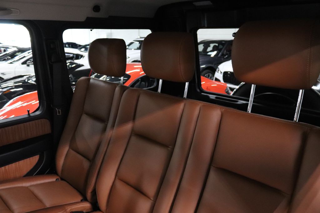 2017 Mercedes-Benz G-Class Image 16