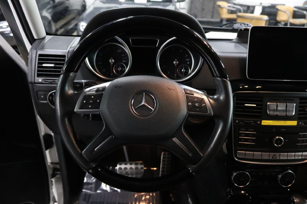 2017 Mercedes-Benz G-Class Image 27