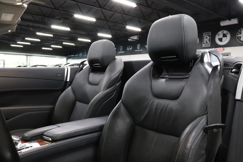 2017 Mercedes-Benz SL-Class Image 18