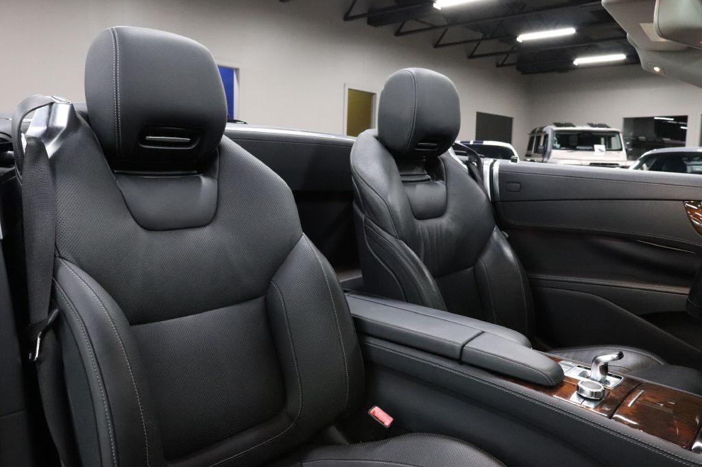 2017 Mercedes-Benz SL-Class Image 22