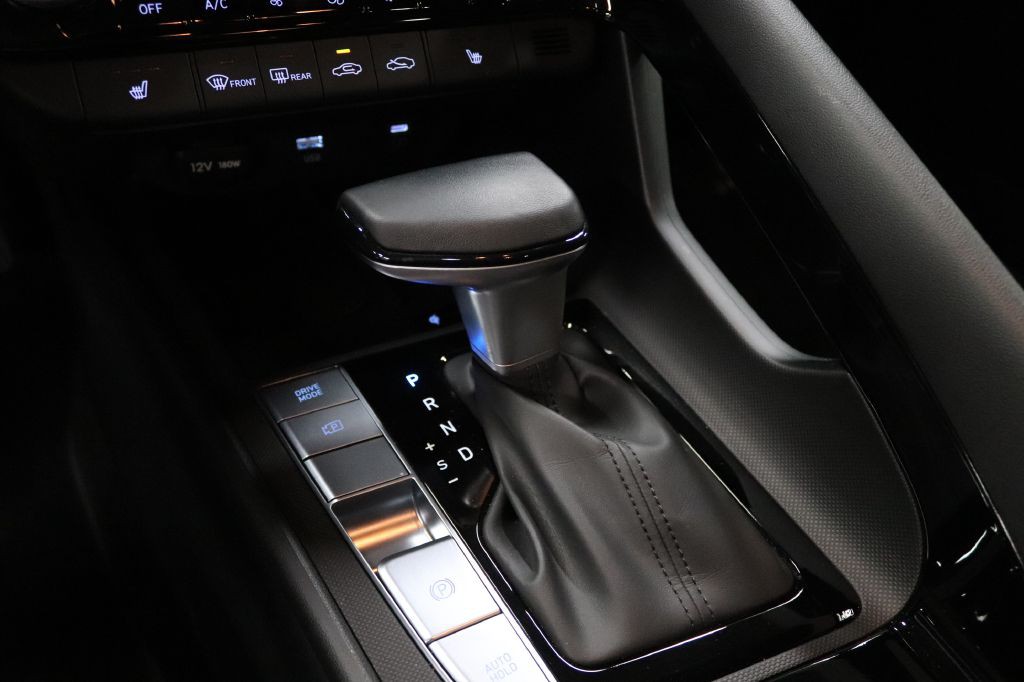 2025 Hyundai Elantra Image 31