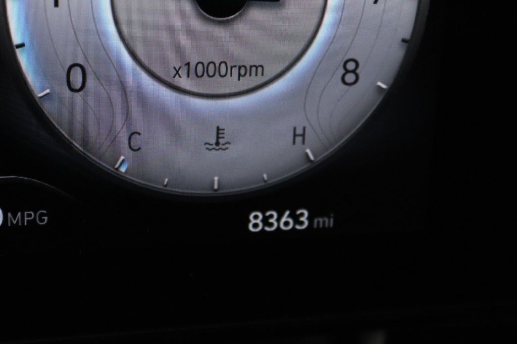 2025 Hyundai Elantra Image 36