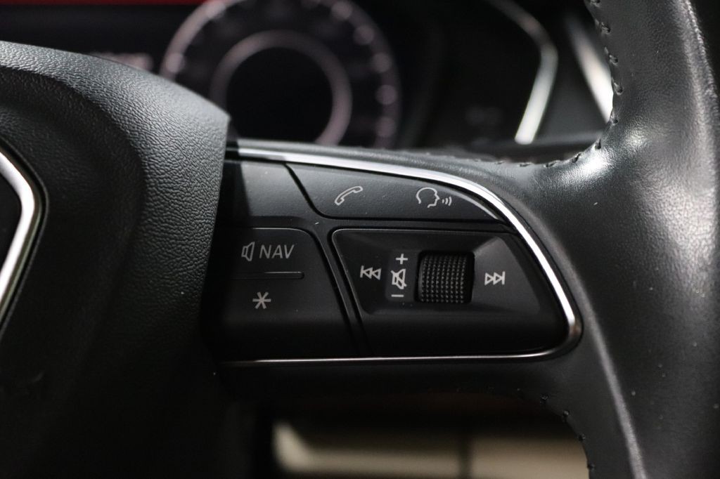 2020 Audi Q5 Image 13