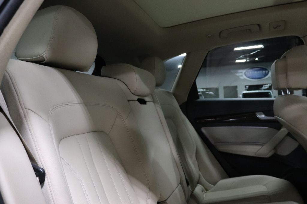 2020 Audi Q5 Image 28