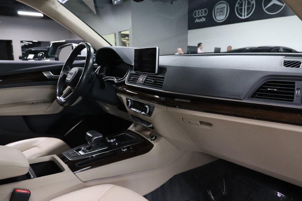 2020 Audi Q5 Image 30