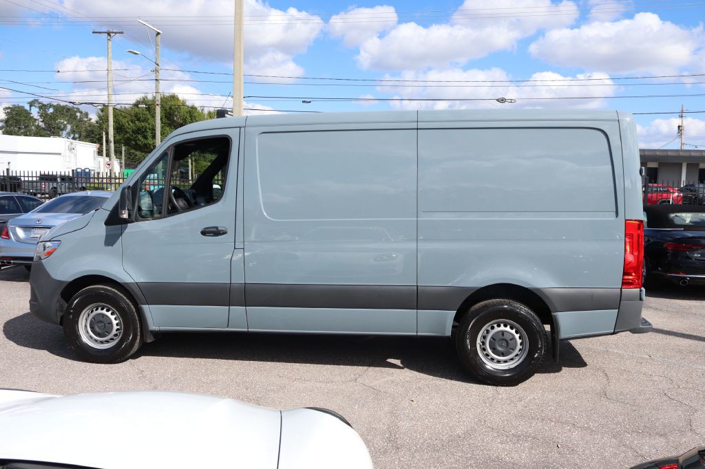 2024 Mercedes-Benz Sprinter Image 2