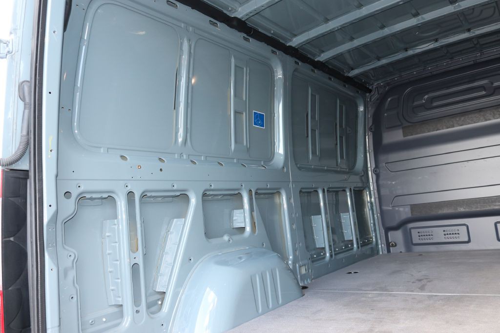 2024 Mercedes-Benz Sprinter Image 25